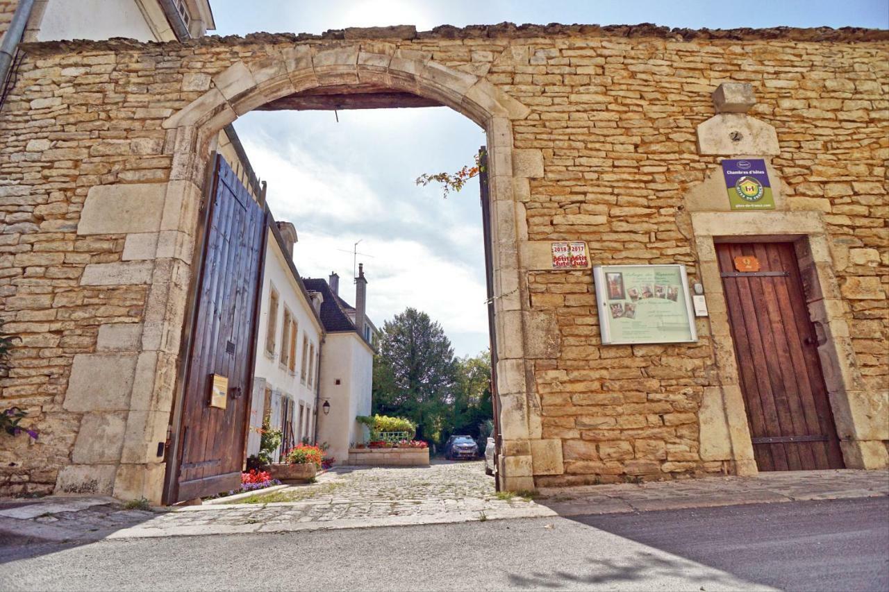 Auberge Des Capucins Châtillon-sur-Seine Exterior foto